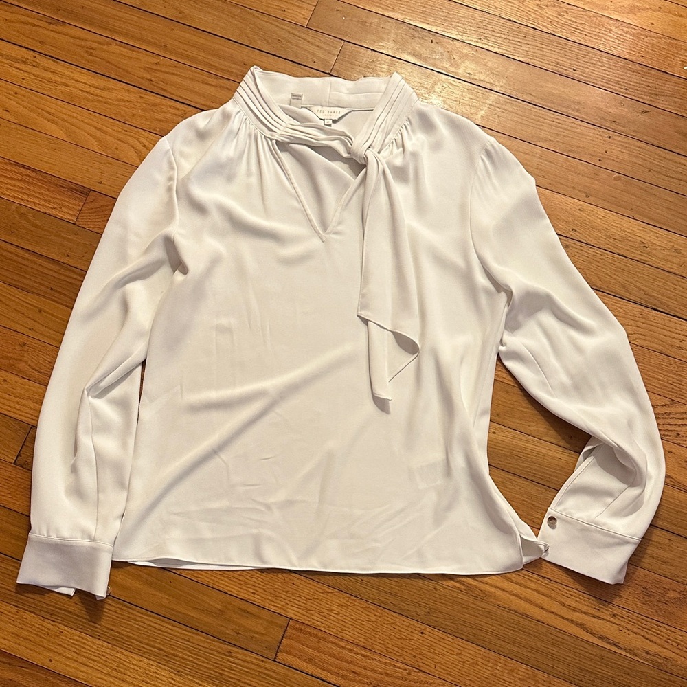 Ted Baker Pammla Top in White - Size 3 (medium)